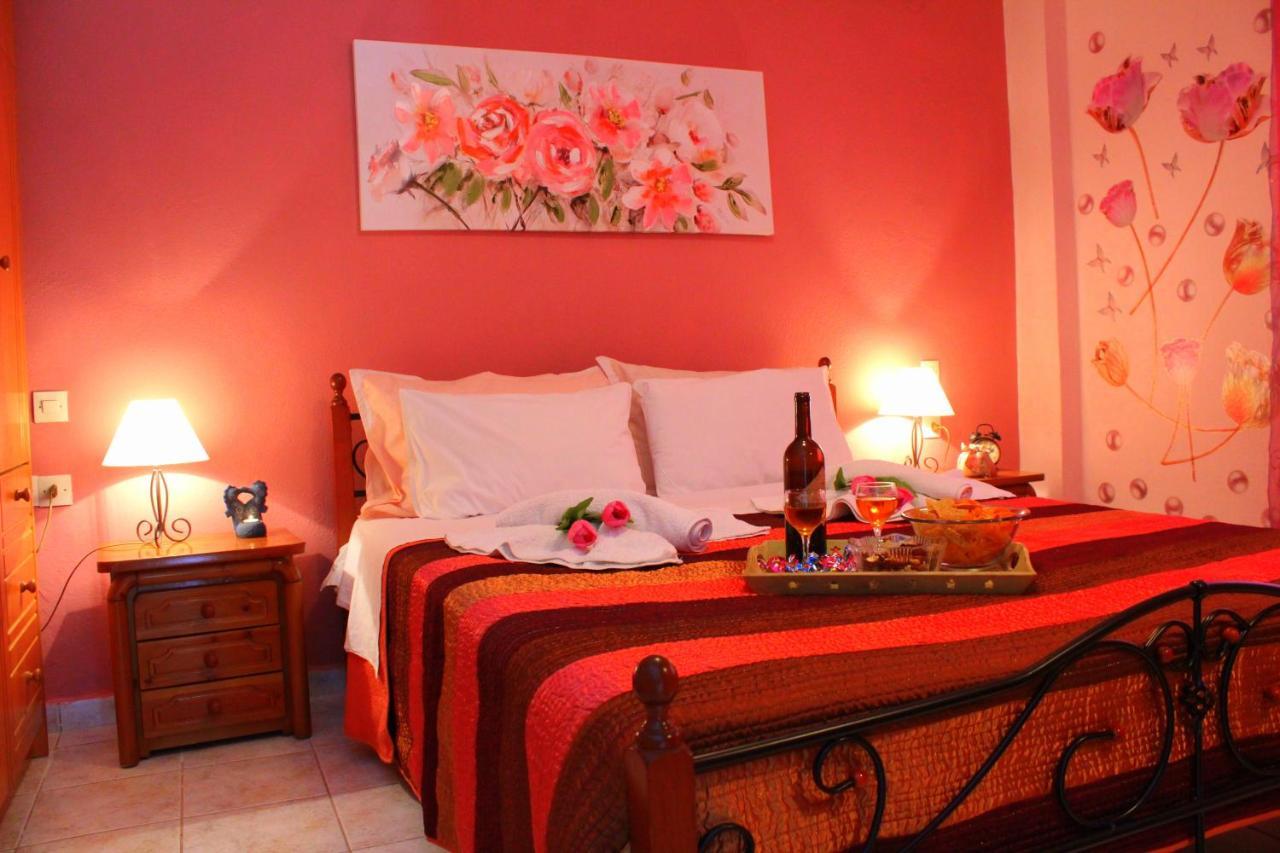 Tzaneria Apartments Skiathos Kanapitsa  Luaran gambar